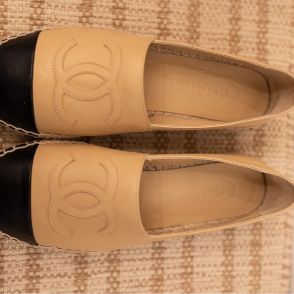 Chanel Espadrille Sandals - Picture 4 of 4
